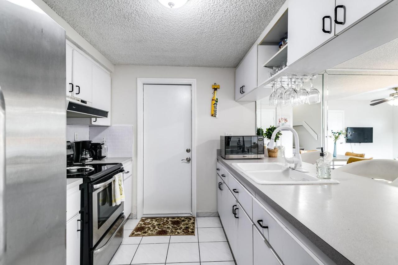 New 2bedroom 2bath House With Private Backyard & Jacuzzi Ferienhaus Miami